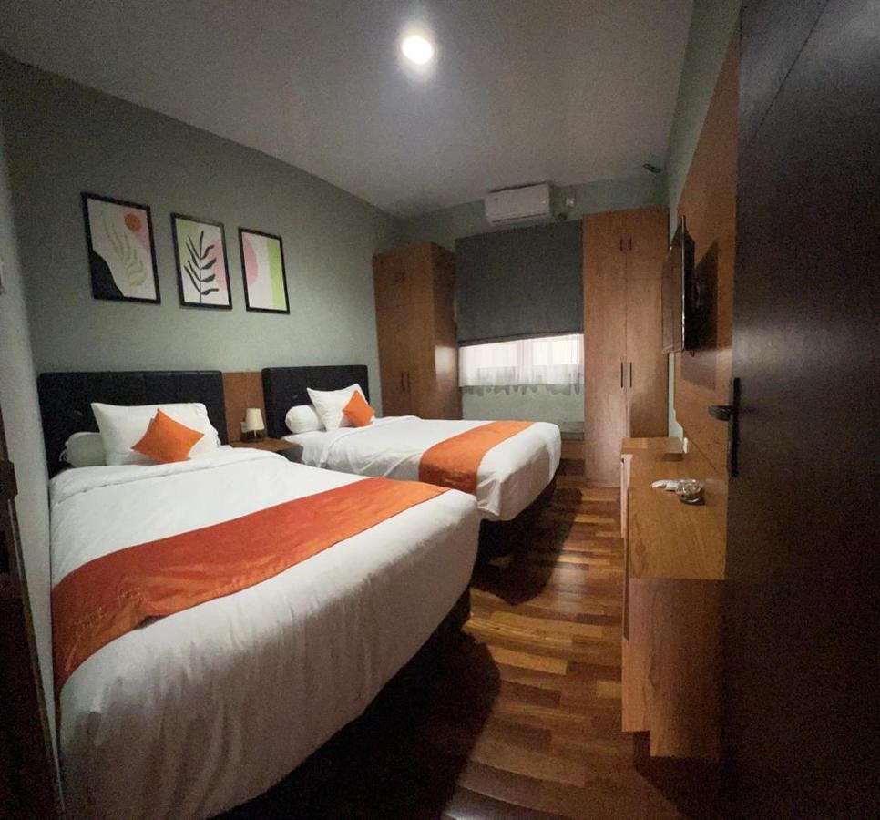 Radja House Cipaku Indah Villa Bandung Ngoại thất bức ảnh
