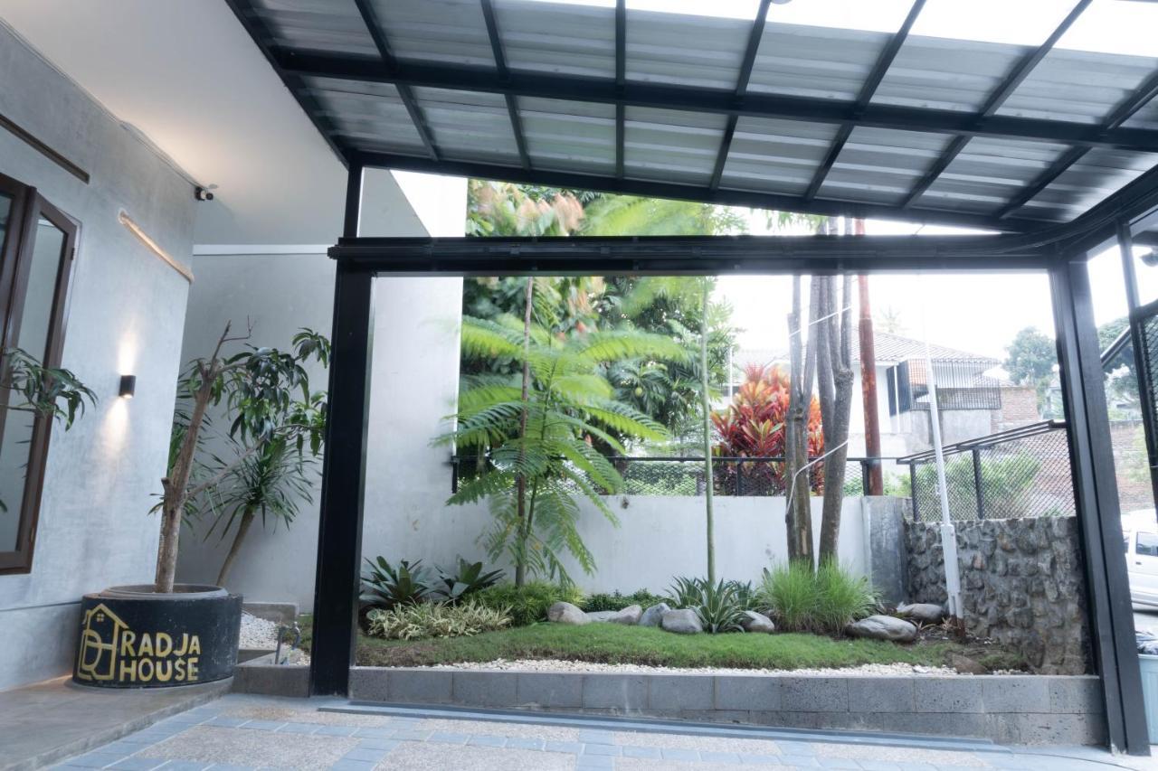 Radja House Cipaku Indah Villa Bandung Ngoại thất bức ảnh